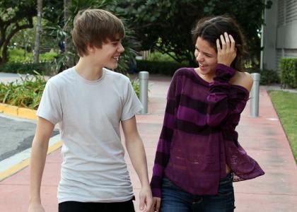 justin bieber and selena gomez 2011. Justin Bieber And Selena Gomez